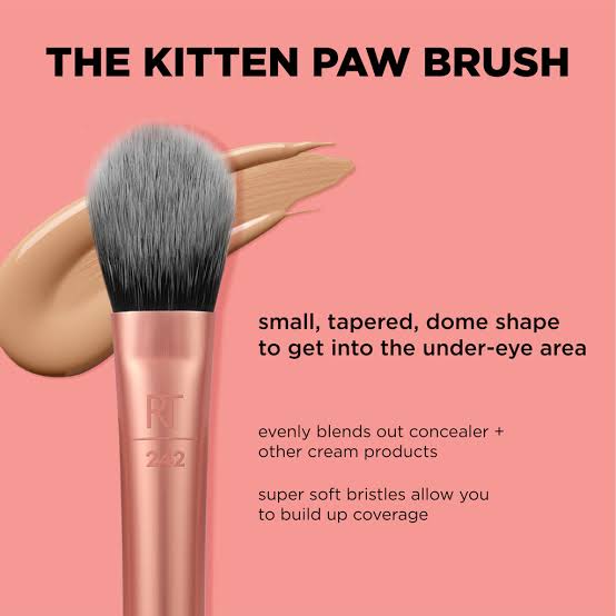 Real Technique Brightening Concealer Makeup Brush